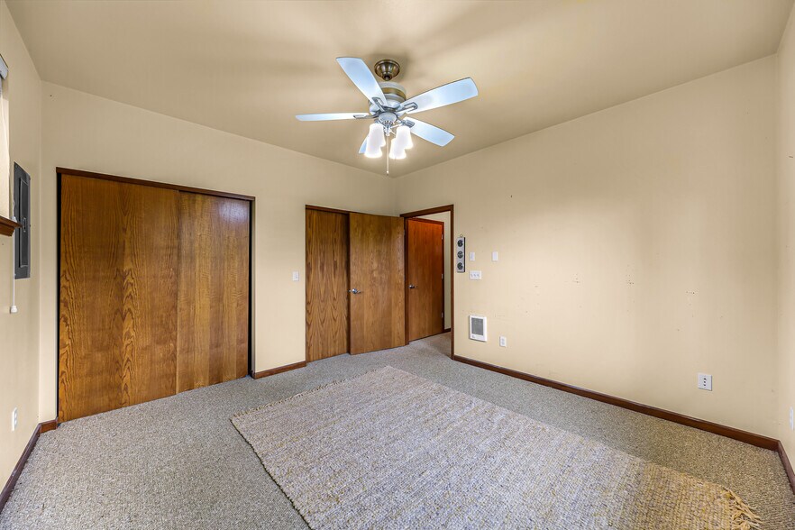 More Photos Of 918 Citadel Dr, Everson Multifamily For Sale