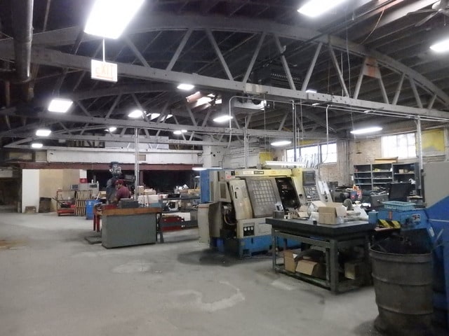 More Photos Of 2508 W Maypole Ave, Chicago Warehouse For Lease