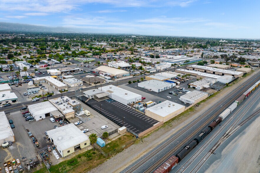 More Photos Of 1247 Brooks St, Ontario Land For Lease