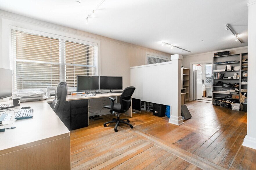 More Photos Of 309-311 Main St, Park City Storefront Retail Office For Lease