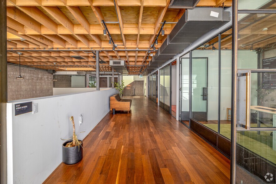 More Photos Of 5872 Smiley Dr, Culver City Loft Creative Space For Sale