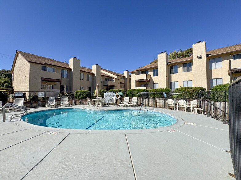 More Photos Of 32 E Main St, Winters Apartments For Sale