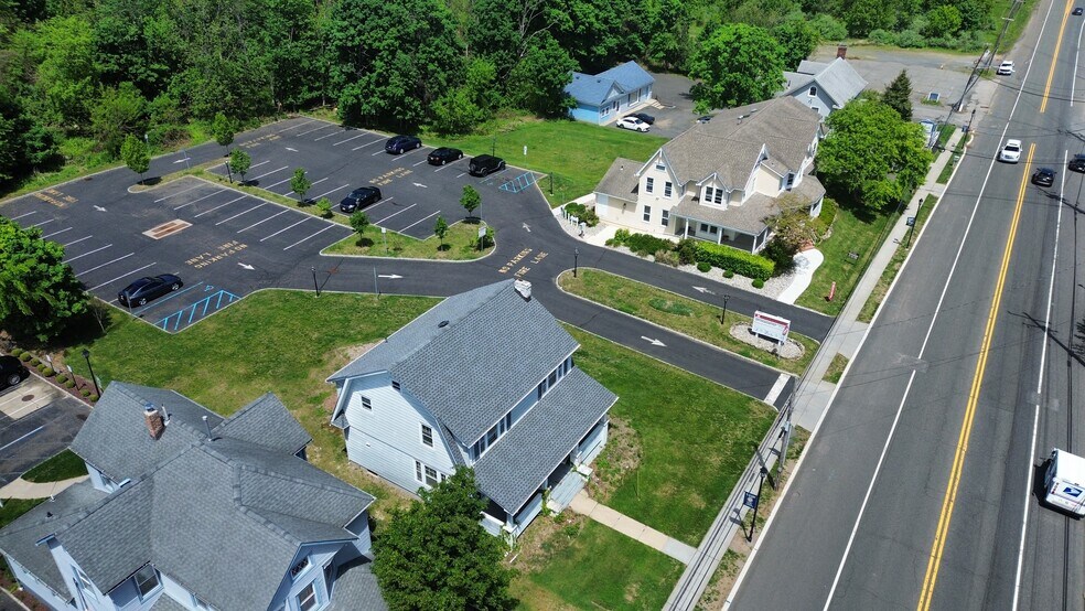 More Photos Of 33 N Main St, Marlboro Office For Lease