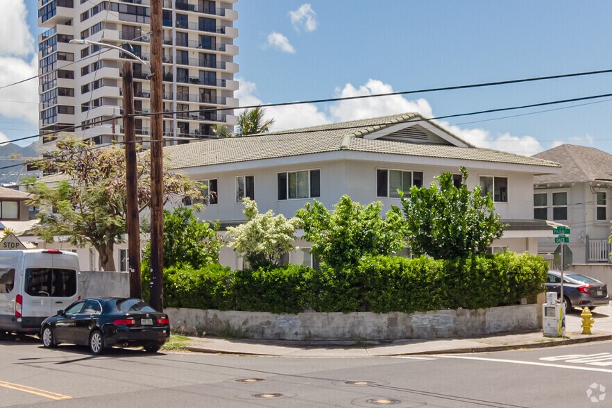 More Photos Of 2204 Date St, Honolulu Apartments For Sale
