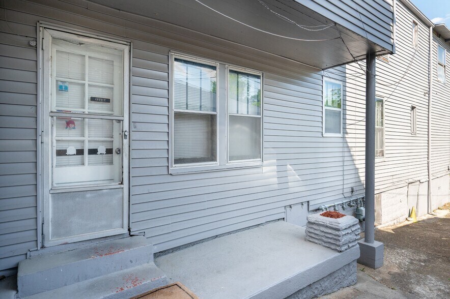 More Photos Of , Nashville Unknown For Sale
