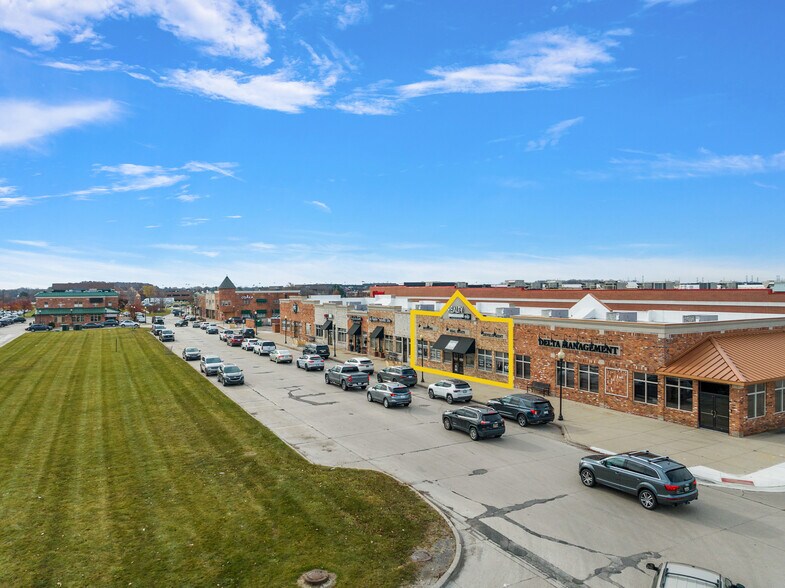Primary Photo Of 45489 Market St, Shelby Township Storefront Retail Office For Sale