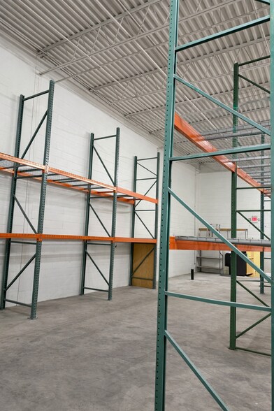 More Photos Of 7515-7665 19 Mile Rd, Sterling Heights Warehouse For Lease