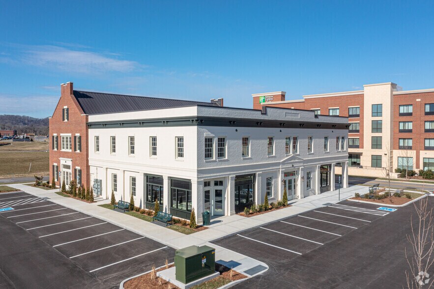 More Photos Of 4068 Rural Plains Cir, Franklin Unknown For Lease