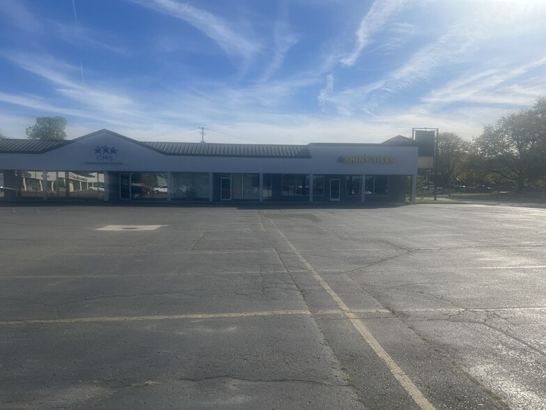 More Photos Of 34204-34244 Van Dyke Ave, Sterling Heights Unknown For Lease