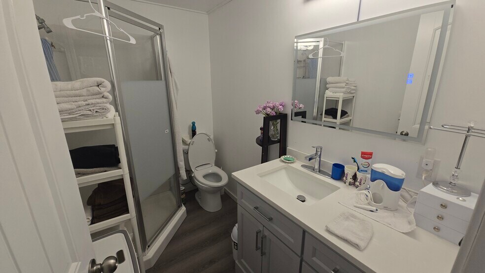 More Photos Of 991 W Frontage Rd, Blue River Trailer Camper Park For Sale