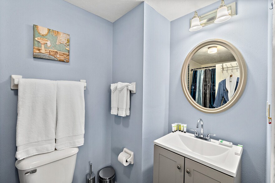 More Photos Of 444 S Beach St, Daytona Beach Hospitality For Sale