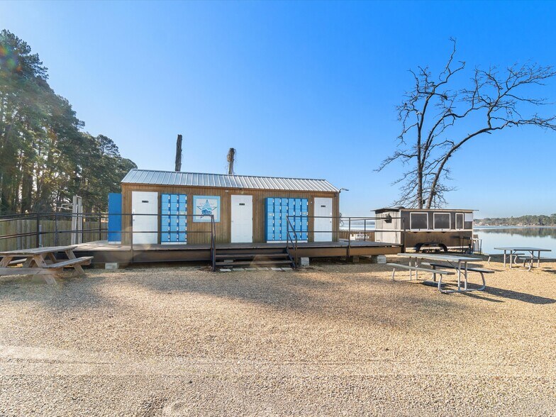 More Photos Of 202 W Germany St, Lone Star Lodge Meeting Hall For Sale