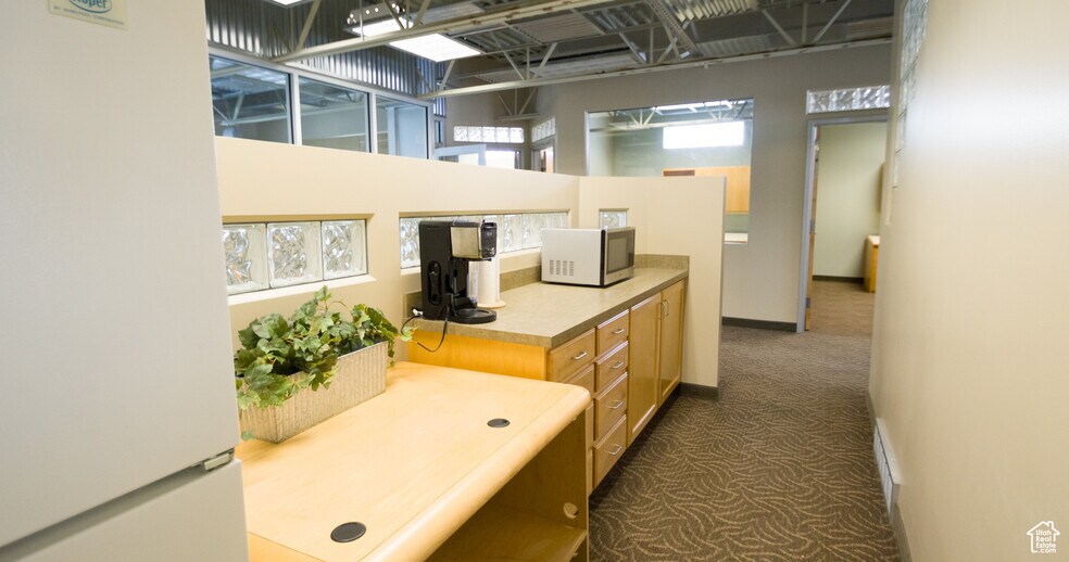 More Photos Of 1550 W Gordon Ave, Layton Service For Lease