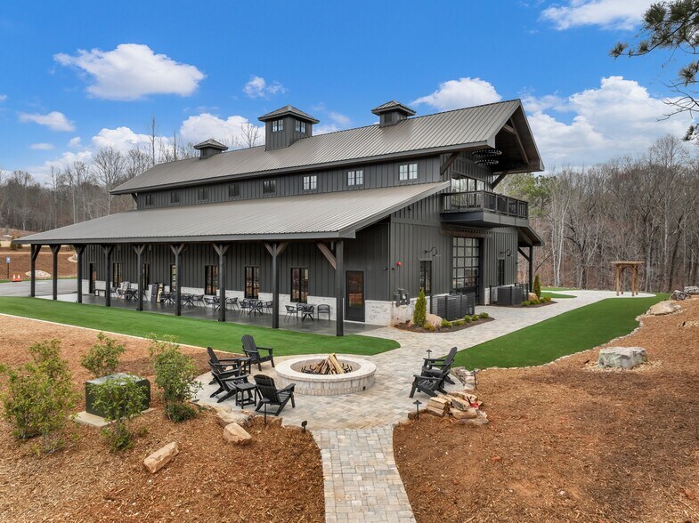 More Photos Of 3263 Tanners Mill Rd, Gainesville Specialty For Sale