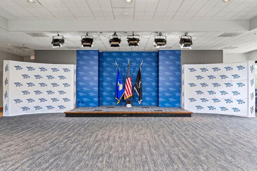 More Photos Of 1501 Langston Blvd, Arlington Office For Sale