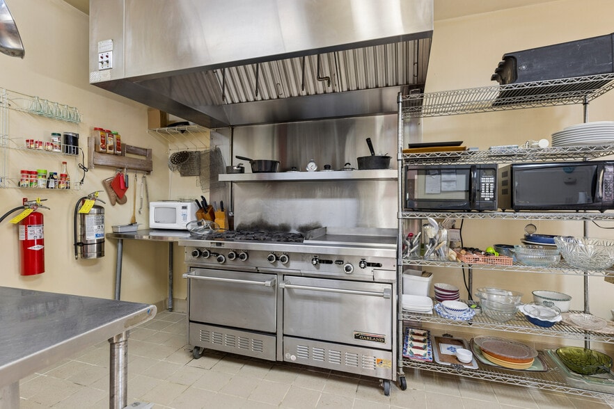 More Photos Of 205 Coosaw Way, Ridgeland Lodge Meeting Hall For Sale