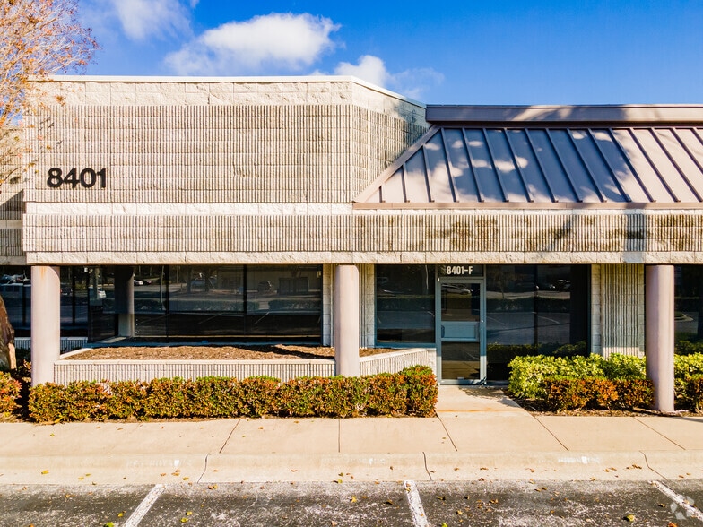 More Photos Of 8507 Benjamin Rd, Tampa Unknown For Lease