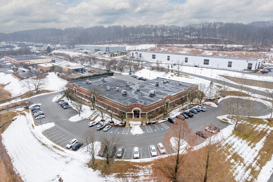 More Photos Of 400-406 Boot Rd, Downingtown Flex For Lease