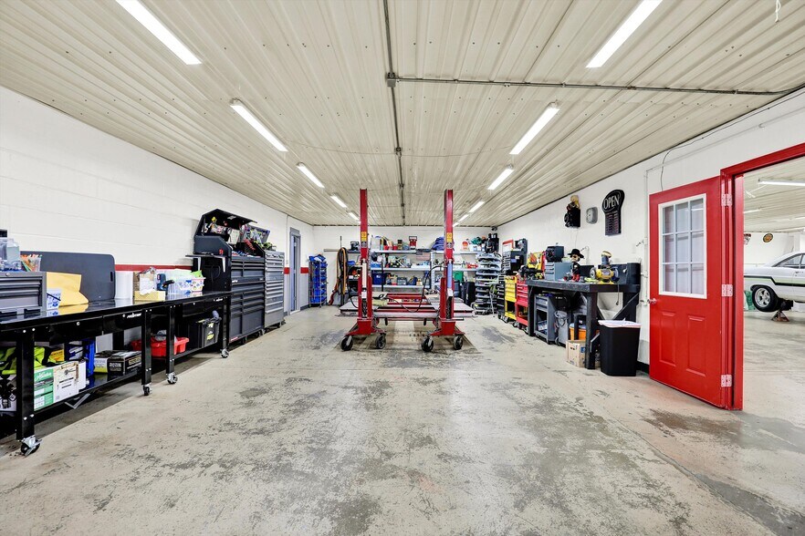 More Photos Of 308 N Morrison St, Morristown Industrial For Sale