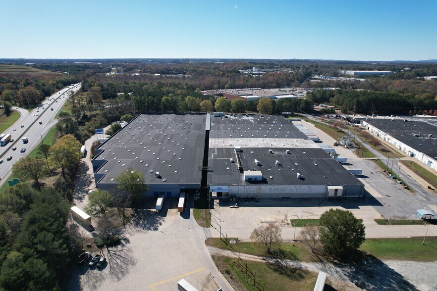 More Photos Of 1101 Syphrit Way, Wellford Unknown For Lease