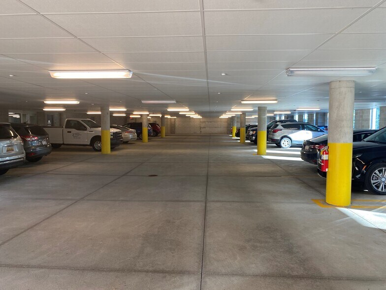 More Photos Of 8273 Grand River Rd, Brighton Medical For Lease