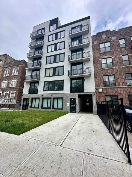 Primary Photo Of 1367 Eastern Pky, Brooklyn General Retail For Sale