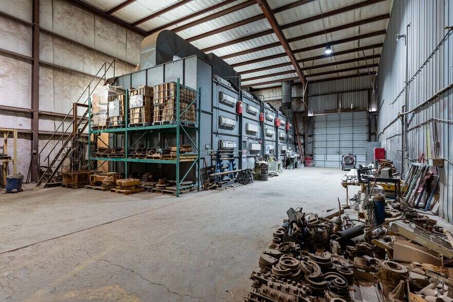 More Photos Of 1550 Laredo Dr, Odessa Warehouse For Sale