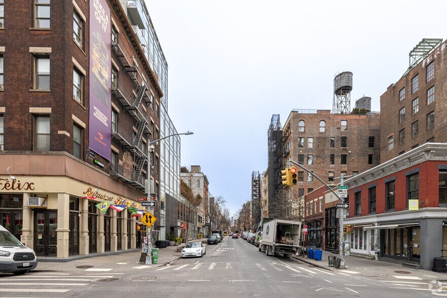 More Photos Of 345 W Broadway, New York Apartments For Sale