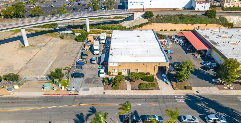 More Photos Of 826 Rancheros Dr, San Marcos Warehouse For Lease