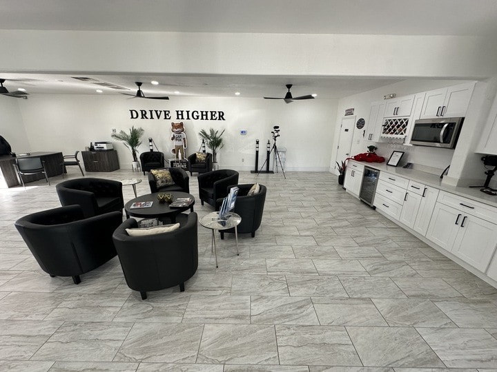 More Photos Of 4023-4033 N 19th Ave, Phoenix Storefront Retail Office For Sale