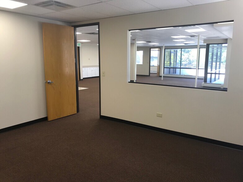 More Photos Of 12500-12510 E Iliff Ave, Aurora Office For Lease