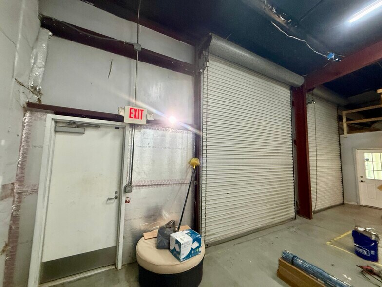 More Photos Of 1438 E Oak St, Fernandina Beach Service For Lease