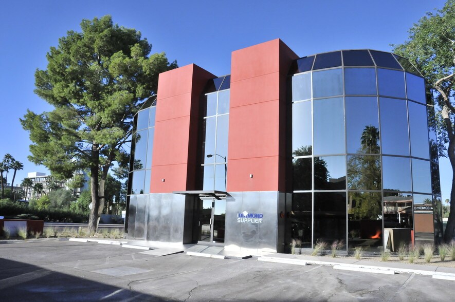 Primary Photo Of 6840 E Indian School Rd, Scottsdale General Retail For Lease