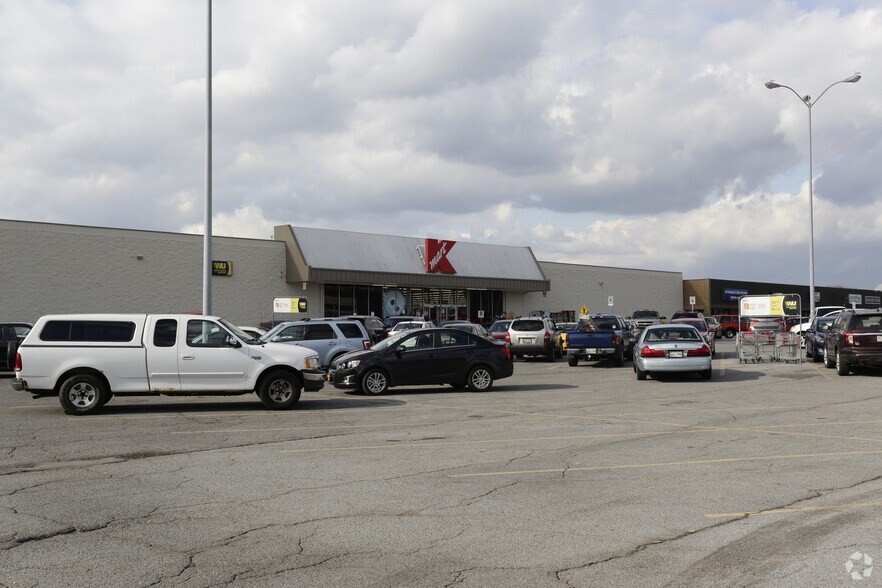 More Photos Of 127-217 Forks of the River Pky, Sevierville Unknown For Lease