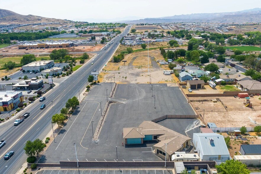 More Photos Of 1210 W State St, Hurricane General Retail For Lease