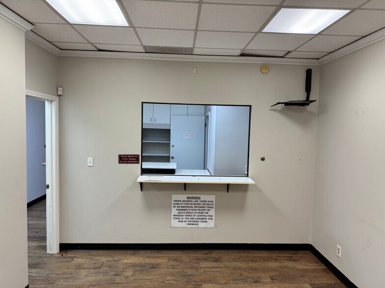 More Photos Of 215 Clairemont Ave, Decatur Unknown For Lease