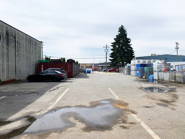 More Photos Of 1603 Langan Ave, Port Coquitlam Warehouse For Lease