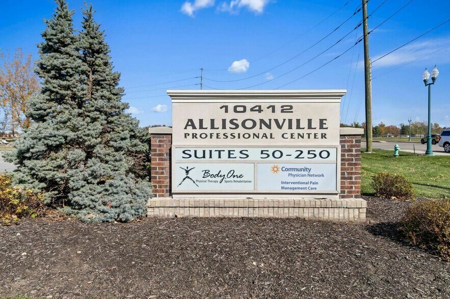 More Photos Of 10412 Allisonville Rd, Fishers Medical For Lease