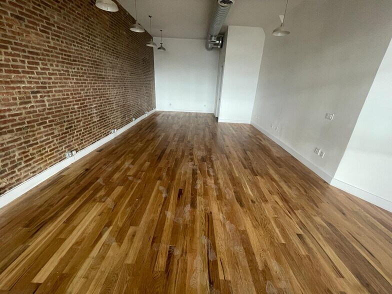 More Photos Of 1945 Broadway, Brooklyn Storefront For Lease