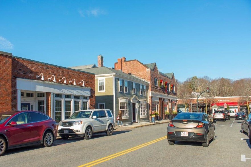 More Photos Of 25 Waltham St, Lexington Storefront Retail Office For Lease