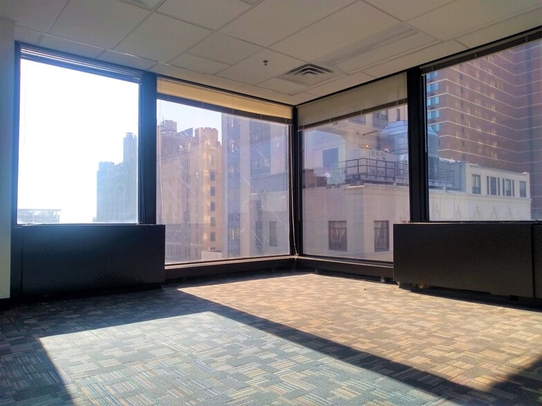 More Photos Of 1500-1506 Walnut St, Philadelphia Office For Lease