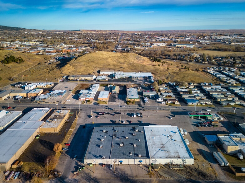 More Photos Of 909 E St Patrick St, Rapid City Storefront Retail Office For Lease