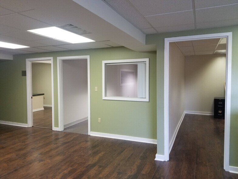 More Photos Of 315-329 E 2nd St, Boyertown Flex For Sale