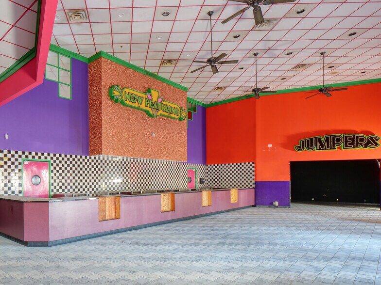 More Photos Of 12351-12353 Mariposa Rd, Victorville Unknown For Sale