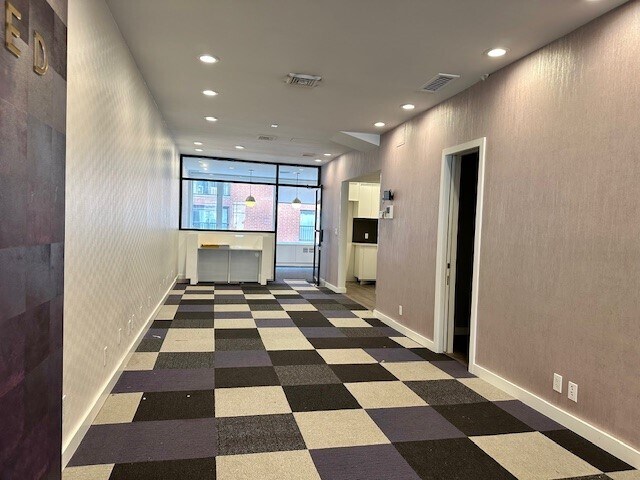 More Photos Of 122 E 55th St, New York Medical For Lease
