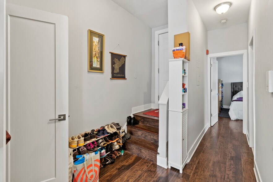 More Photos Of 700 S 5th St, Philadelphia Apartments For Sale