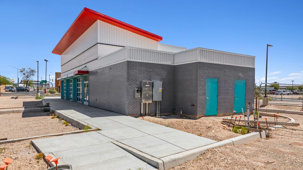 More Photos Of 1995 E Ajo Way, Tucson Fast Food For Sale