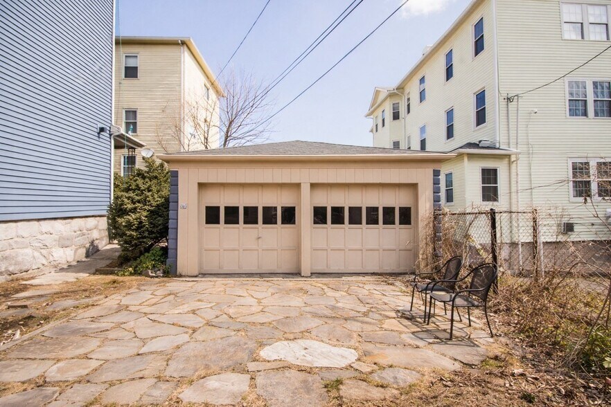 More Photos Of 56 Cohasset St, Worcester Multifamily For Sale