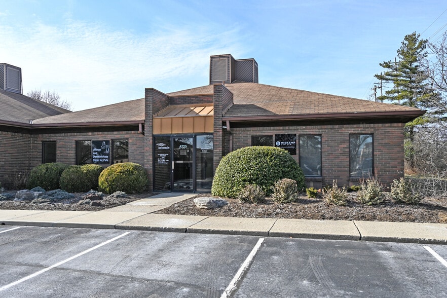 More Photos Of 4725 Cornell Rd, Blue Ash Office For Sale