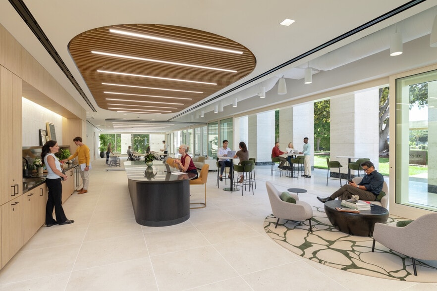 More Photos Of 4 Park Plaza, Irvine Office For Lease